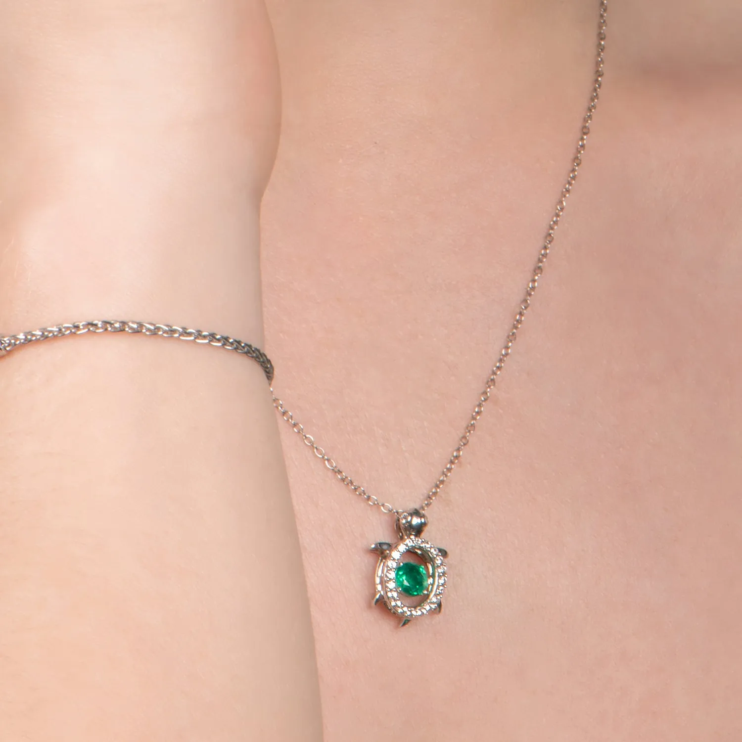 Jewelili Sterling Silver with Dancing Green Quartz and Created White Sapphire Whimsical Turtle Necklace Pendant