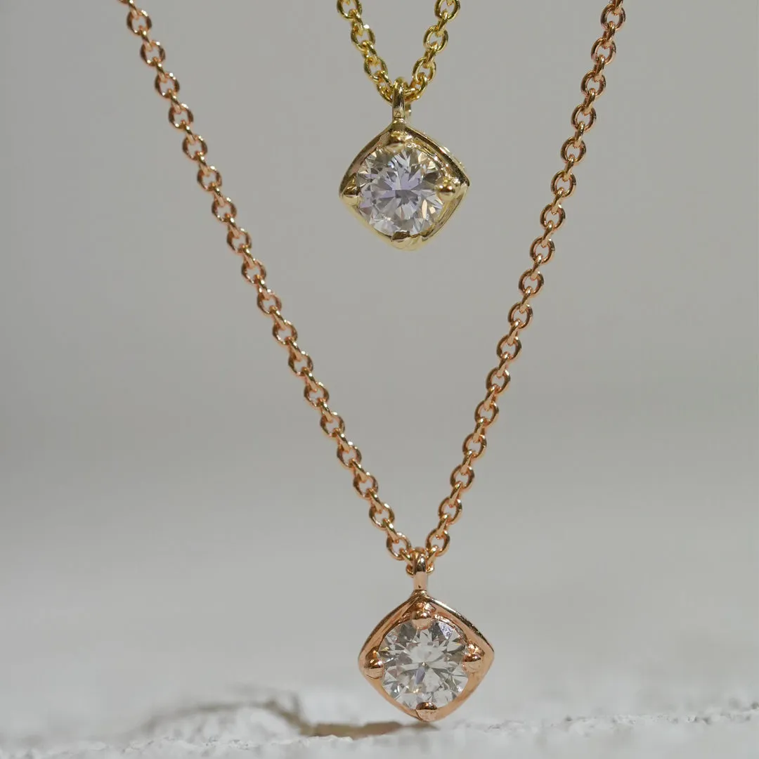 mori - 14K Gold Diamond Necklace